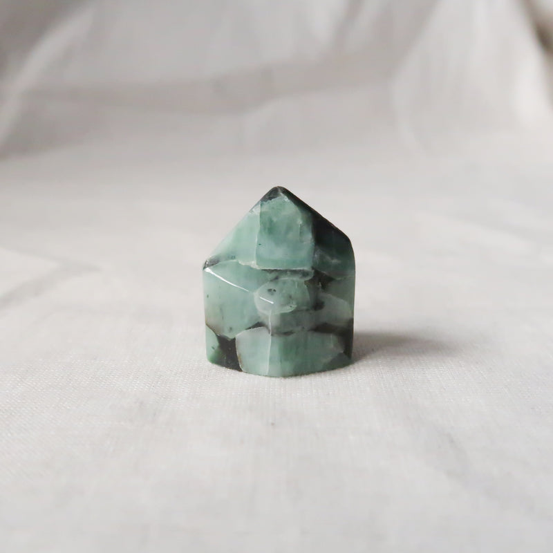 Polished Emerald Crystal Box Set