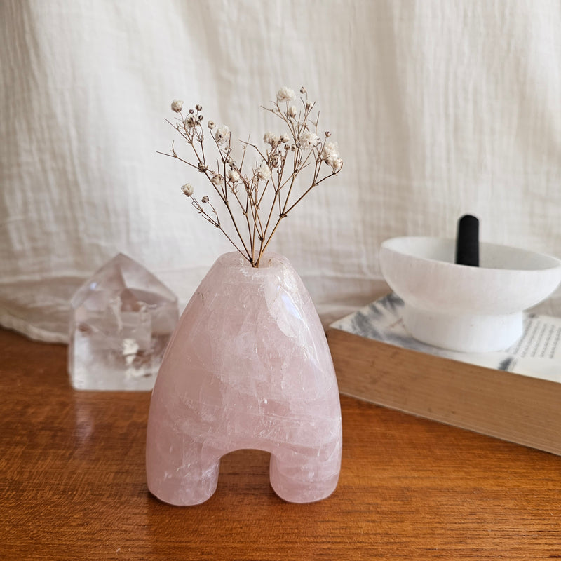 Rose Quartz Flower Holder/ Sculpture Body Crystal Vase (Copy)