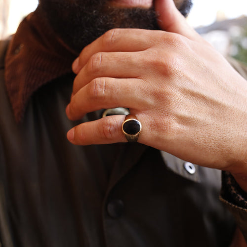 Onyx Bulk Signet Ring