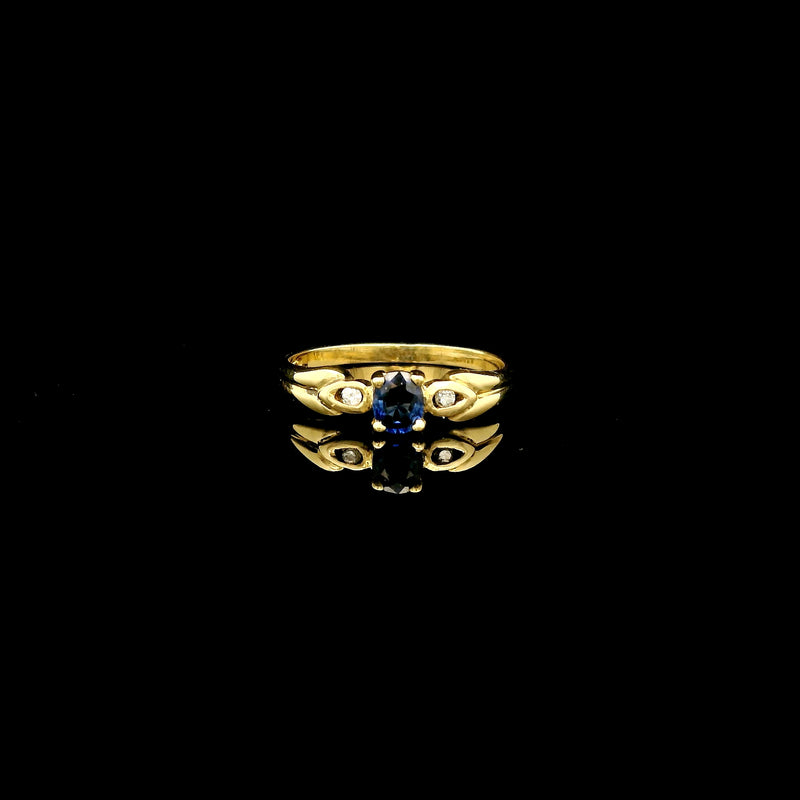 Blue Sapphire & Diamonds Ring