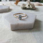 Oval Aquamarine Gemstone Ring